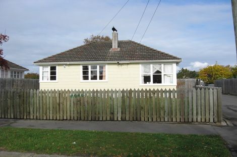Photo of property in 9 Primrose Street, Northcote, Christchurch, 8052