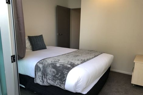 Photo of property in 202/17 Osterley Way, Manukau, Auckland, 2104
