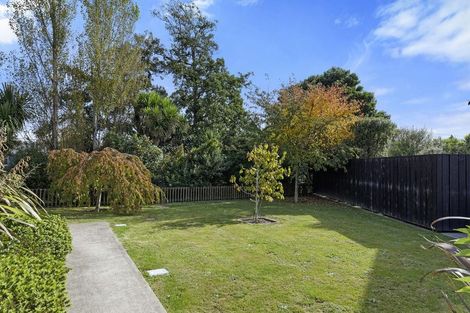 Photo of property in 5 Glen Evans Crescent, Fairfield, Lower Hutt, 5011