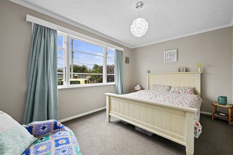 Photo of property in 7 Kowhai Avenue, Ebdentown, Upper Hutt, 5018