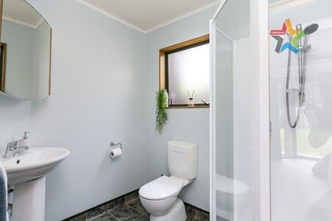 Photo of property in 18 Kilsyth Street, Karori, Wellington, 6012