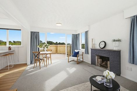 Photo of property in 135 Muri Road, Pukerua Bay, 5026