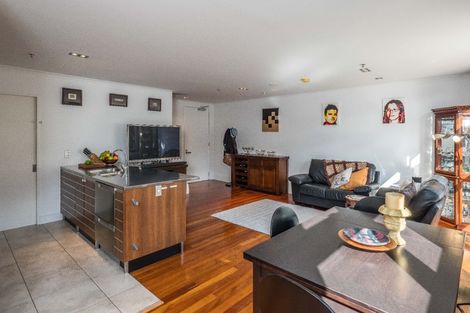 Photo of property in Augusta Apartments, 19/254 Willis Street, Te Aro, Wellington, 6011