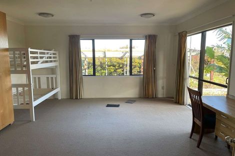 Photo of property in 16 Mangerton Lane, East Tamaki Heights, Auckland, 2016