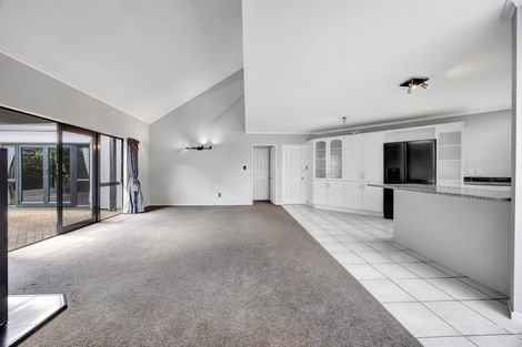 Photo of property in 25 Montrose Crescent, Huntington, Hamilton, 3210