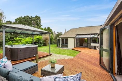 Photo of property in 63 Plateau Road, Te Marua, Upper Hutt, 5018