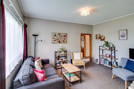 Photo of property in 5 Flanders Avenue, Onekawa, Napier, 4110