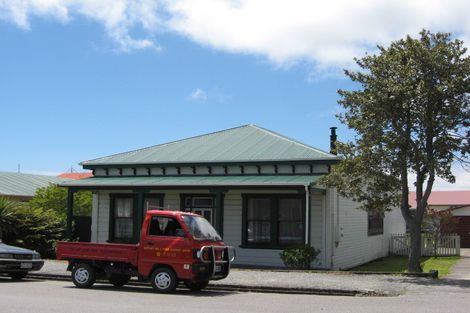 Photo of property in 21 Derby Street, Westport, 7825