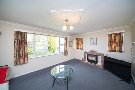 Photo of property in 23 Featherston Street, Takaro, Palmerston North, 4412