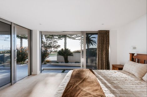 Photo of property in 81 Marine Parade, Mount Maunganui, 3116