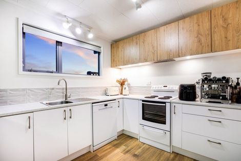 Photo of property in 4 Staysail Place, Whitby, Porirua, 5024