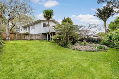 Photo of property in 34 Spinella Drive, Bayview, Auckland, 0629