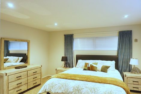 Photo of property in 8 Amner Place, Bluff Hill, Napier, 4110