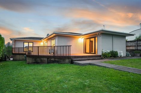 Photo of property in 5 The Top Gallant, Whitby, Porirua, 5024