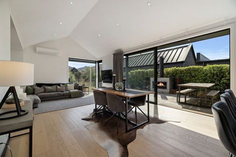 Photo of property in 15 Mckenzies Shute, Jacks Point, Queenstown, 9371