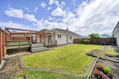 Photo of property in 14ud- Bush Grove, Trentham, Upper Hutt, 5018