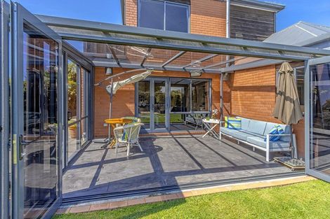 Photo of property in 29 Greystoke Lane, Avonhead, Christchurch, 8042