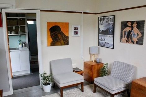 Photo of property in 4 Anderson Terrace, Mount Cook, Wellington, 6021