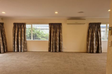 Photo of property in 57 Kath Hopper Drive, Orewa, 0931