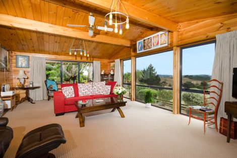 Photo of property in 535 Peak Road, Helensville, 0875