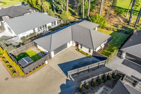 Photo of property in 15 Wilmers Road, Hornby, Christchurch, 8025