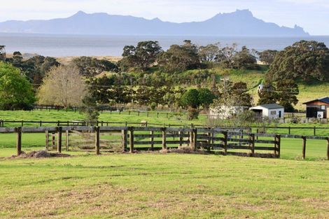 Photo of property in 51 Cullen Road, Waipu, 0582
