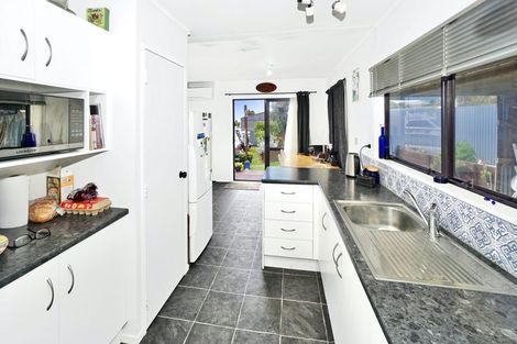 Photo of property in 48 Spencer Avenue, Maketu, 3189