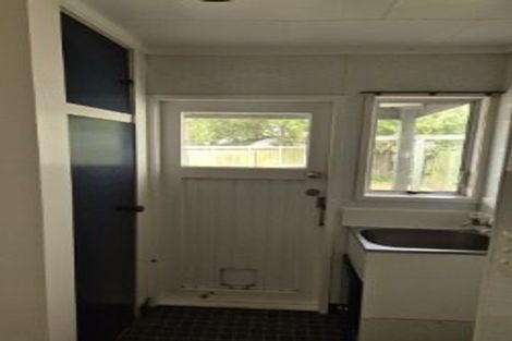 Photo of property in 12 Attlee Place, Gisborne, 4010