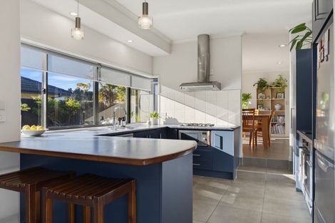 Photo of property in 15 Stonebridge Park Drive, Holdens Bay, Rotorua, 3010