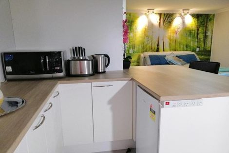 Photo of property in 76 Ferndown Avenue, Papatoetoe, Auckland, 2025