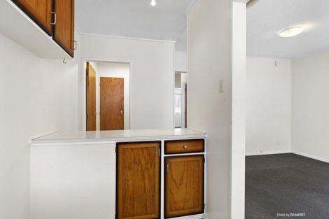 Photo of property in 171f4 Queens Drive, Lyall Bay, Wellington, 6022