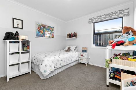 Photo of property in 15 Pimelea Street, Papamoa Beach, Papamoa, 3118