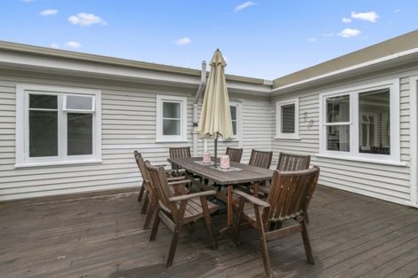Photo of property in 29 Gibbs Crescent, Wainuiomata, Lower Hutt, 5014