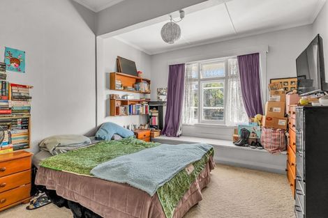 Photo of property in 35 De Lautour Road, Inner Kaiti, Gisborne, 4010