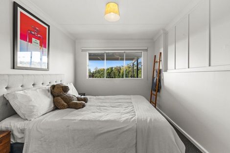 Photo of property in 37 Tauroa Road, Havelock North, 4130