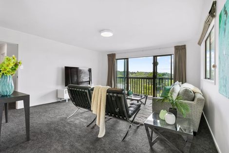 Photo of property in 84a/1 Avonleigh Road, Green Bay, Auckland, 0604