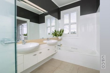 Photo of property in 25 George Street, Riverhead, 0820