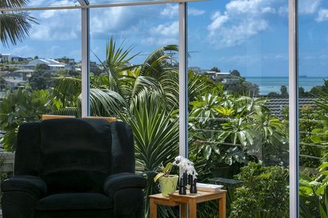Photo of property in 51 Rangitoto Terrace, Milford, Auckland, 0620