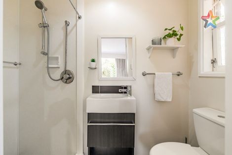 Photo of property in 288 Riverside Drive, Waterloo, Lower Hutt, 5011