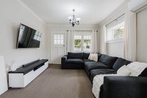 Photo of property in 4 Pitt Street, Frankton, Hamilton, 3204