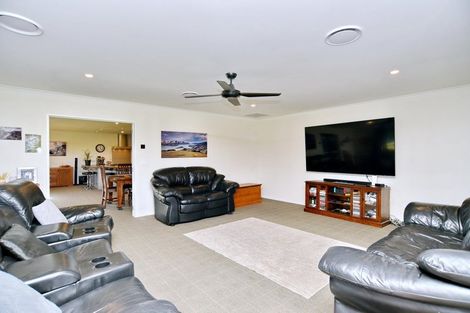 Photo of property in 77 Bridge Road, Fernside, Rangiora, 7475