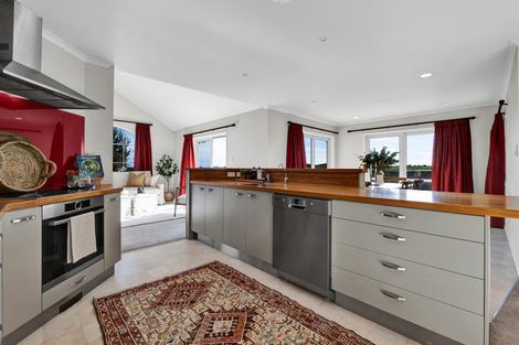 Photo of property in 270 Brown Road, Brixton, Waitara, 4382