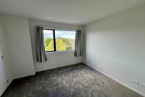 Photo of property in 17 Paetai Lane, Te Atatu Peninsula, 0610