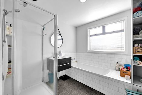 Photo of property in 78 Ngamotu Road, Spotswood, New Plymouth, 4310