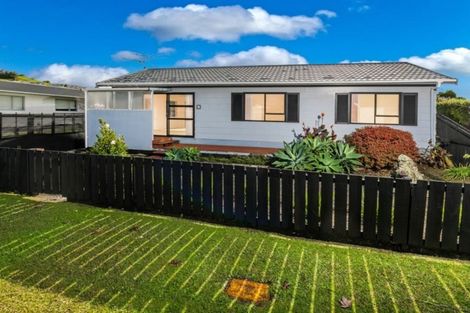 Photo of property in 6 Nukumea Common, Orewa, 0931