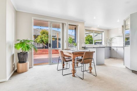 Photo of property in 14 Parkside Drive, Huntington, Hamilton, 3210