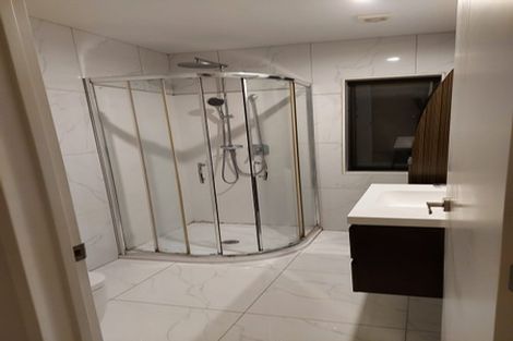 Photo of property in 116 San Valentino Drive, Henderson, Auckland, 0612