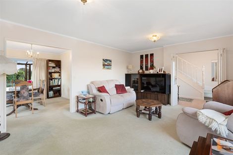 Photo of property in 42 Maygrove Drive, Orewa, 0931