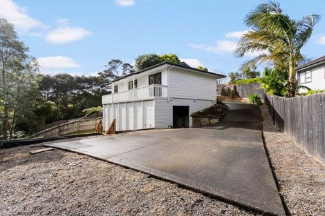 Photo of property in 112 Spinella Drive, Bayview, Auckland, 0629