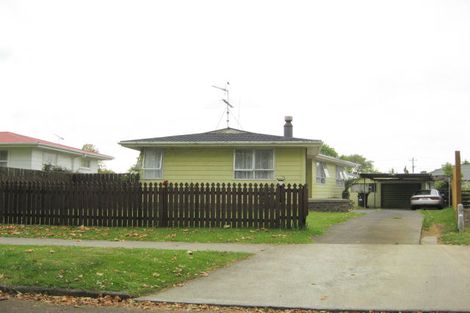 Photo of property in 16 Mcshane Street, Pukekohe, 2120